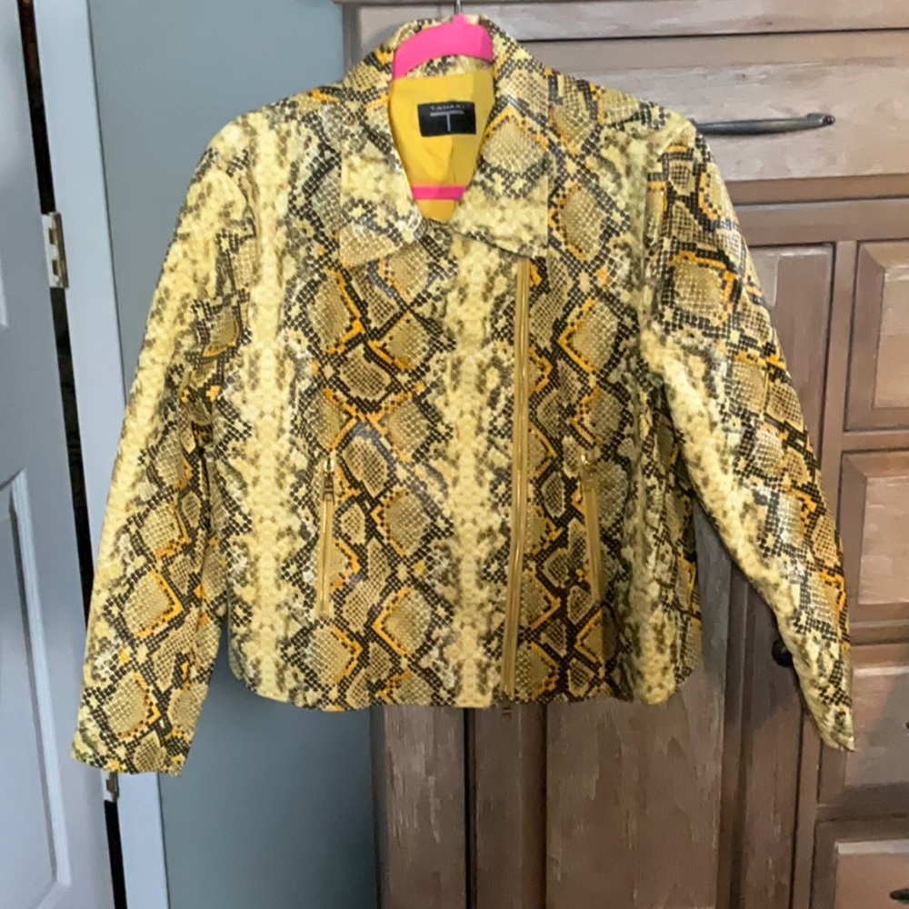 Tahari Faux Leather Snake Pattern Jacket